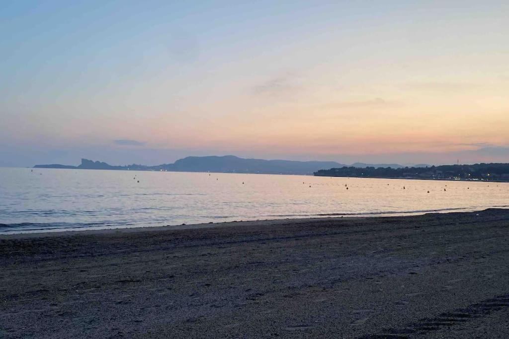 Villa La Louette, 100M Centre-Village, Piscine H-Sol, Proche Mer 滨海圣西尔 外观 照片